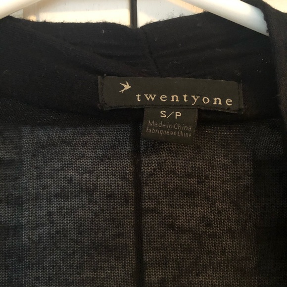 3/$15 🔥 Black Forever 21 Cardigan, Small - Picture 3 of 6